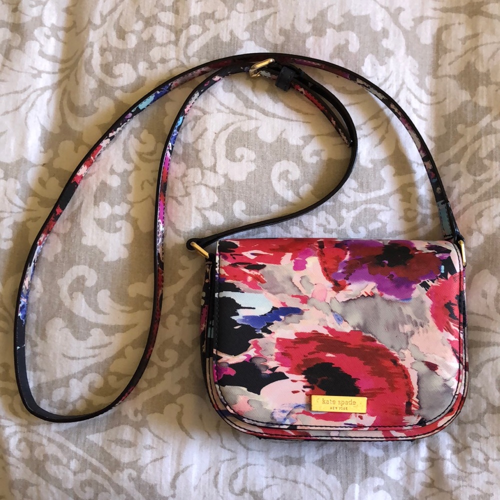 Kate Spade ♠️ Carson Laurel Way mini Handbag